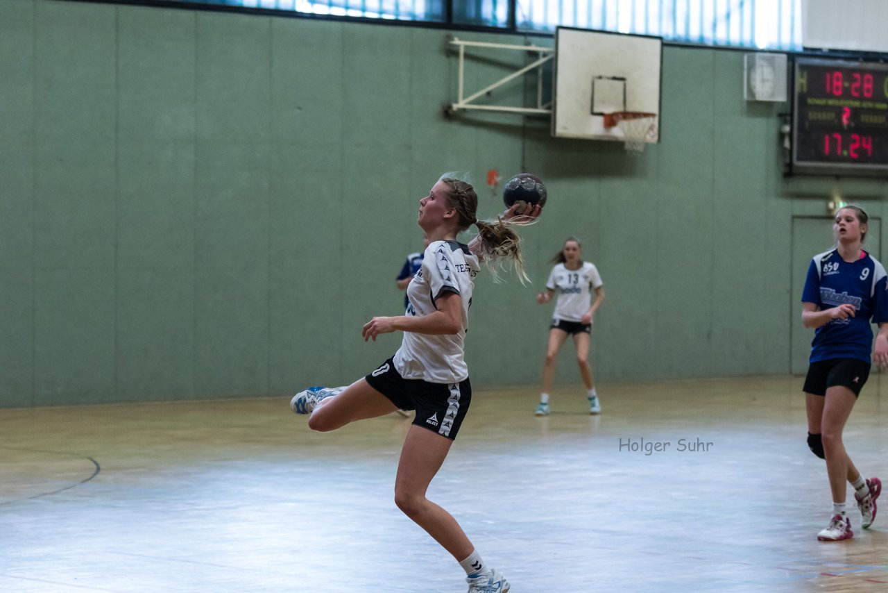 Bild 330 - A-Juniorinnen SV Henstedt Ulzburg - Buxtehuder SV : Ergebnis: 27:33